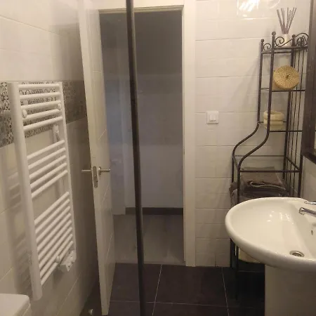 Coqueto Frente Al Guggenheim Apartamento